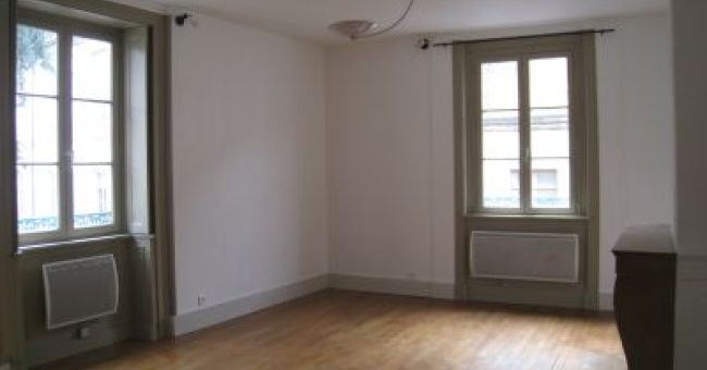 Appartement F2 - BESANCON CENTRE VILLE - PLACE VICTOR HUGO